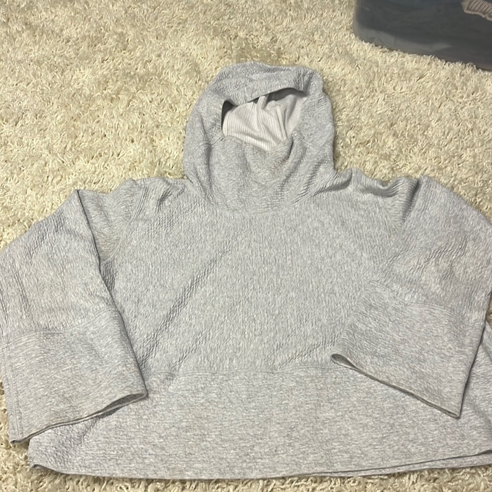 Lululemon cropped hoodie